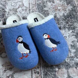 Lands' End Blue Puffin Embroidered Fleece-Lined Slippers